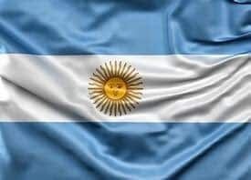 Argentina server hosting data center with modern racks, high performance SSD servers, secure infrastructure and stable network connectivity for business websites and applications.